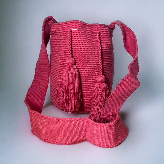 Mochila Mediana Rosa "IPUU"